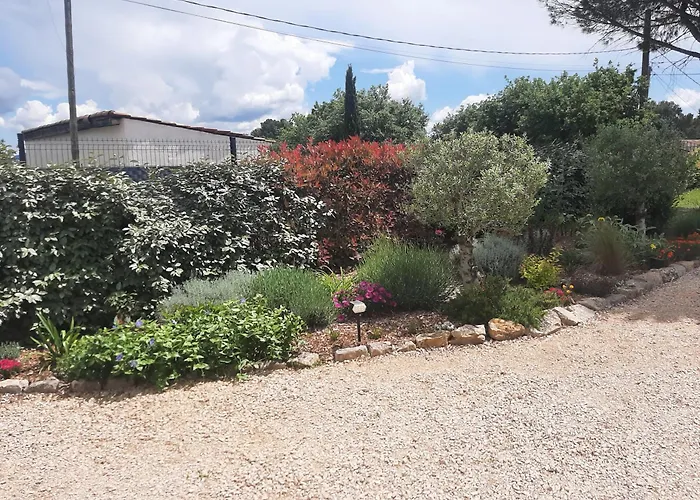 Joli Studio Au Coeur De La Provence Verte